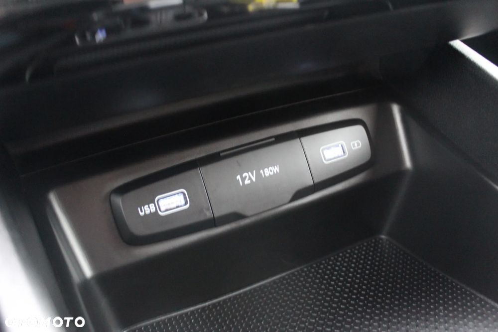 Hyundai Tucson 1.6 T-GDi 48V-Hybrid 2WD DCT Trend - 18