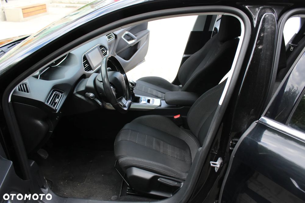 Peugeot 308 BlueHDi 150 Stop & Start Active - 25