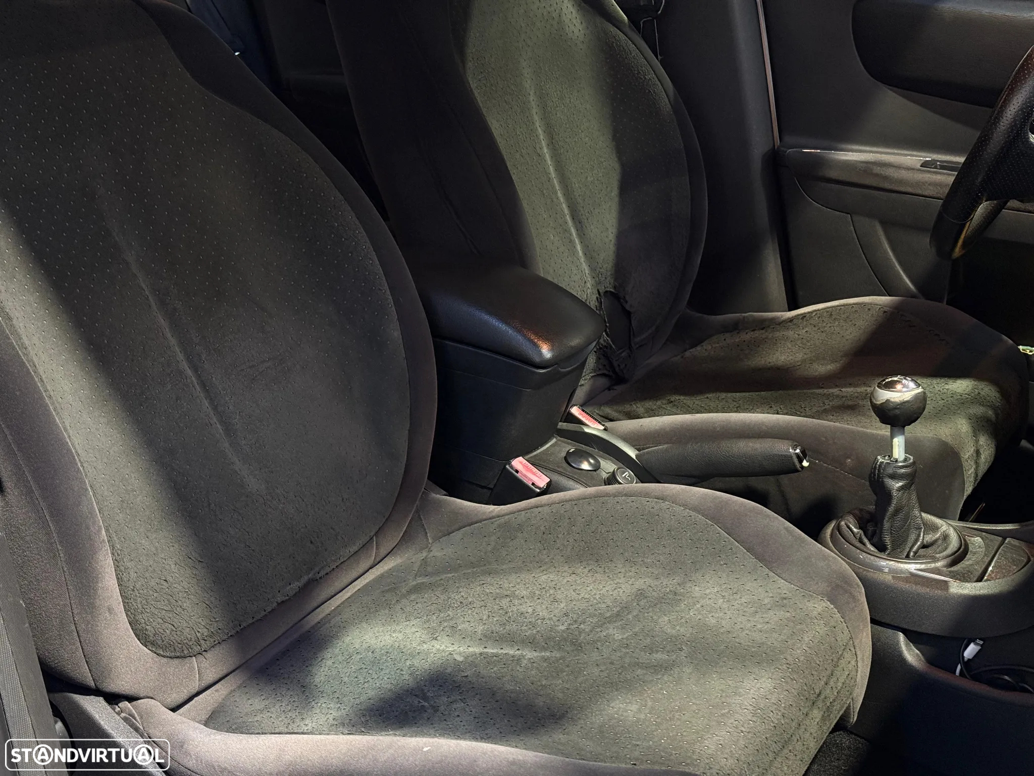Citroën C4 1.6 HDi 110 Exclusive - 8