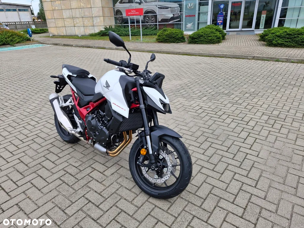Honda CB - 2