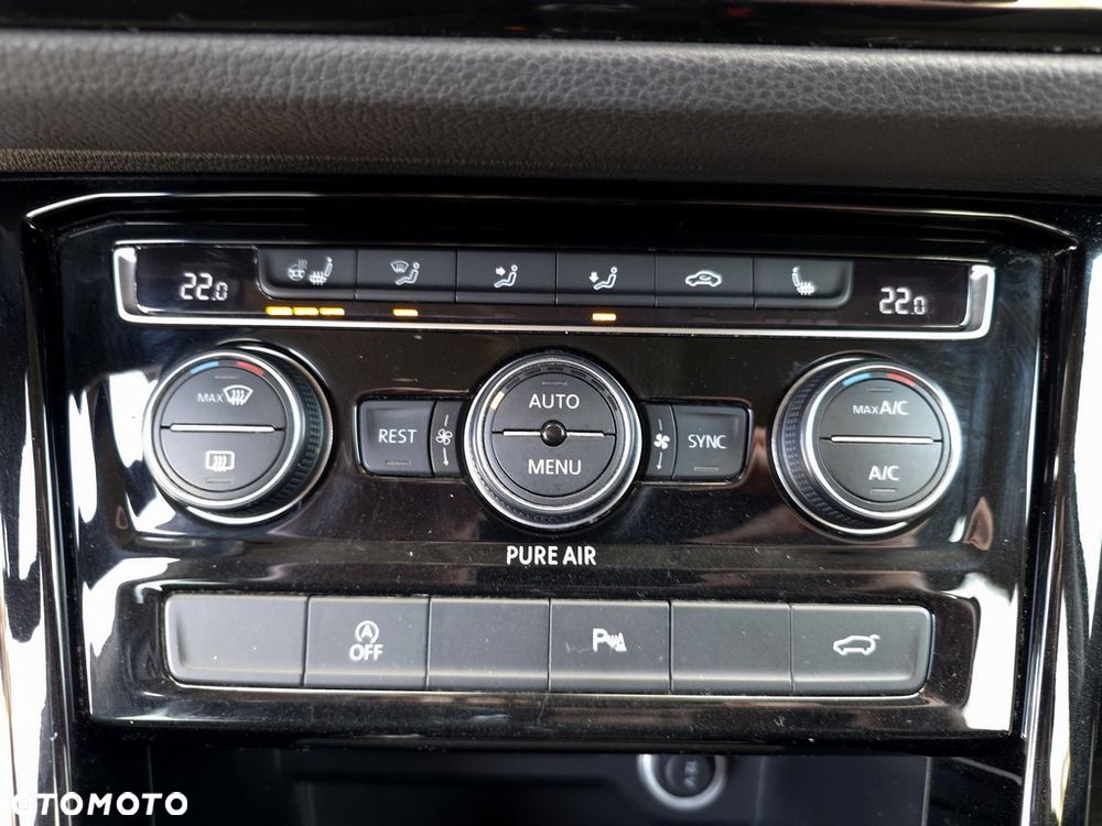 Volkswagen Touran 2.0 TDI BMT Highline - 21