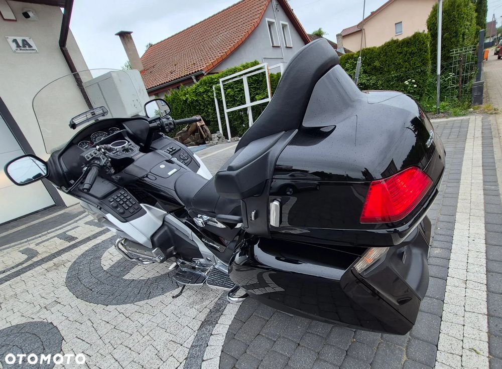 Honda GL - 6