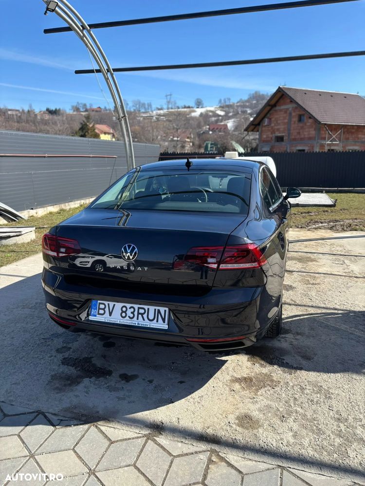Volkswagen Passat 2.0 TDI DSG Comfortline - 3