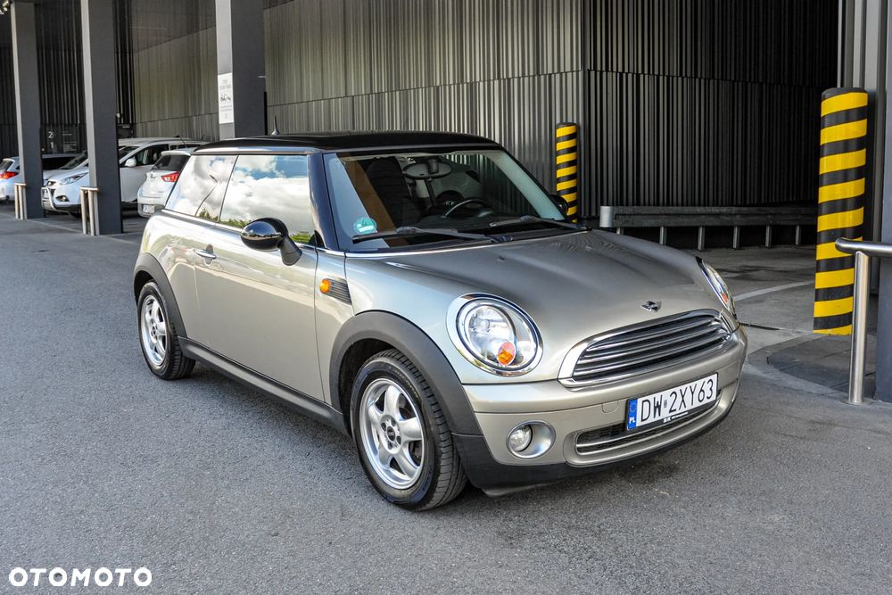 MINI Cooper Standard - 6