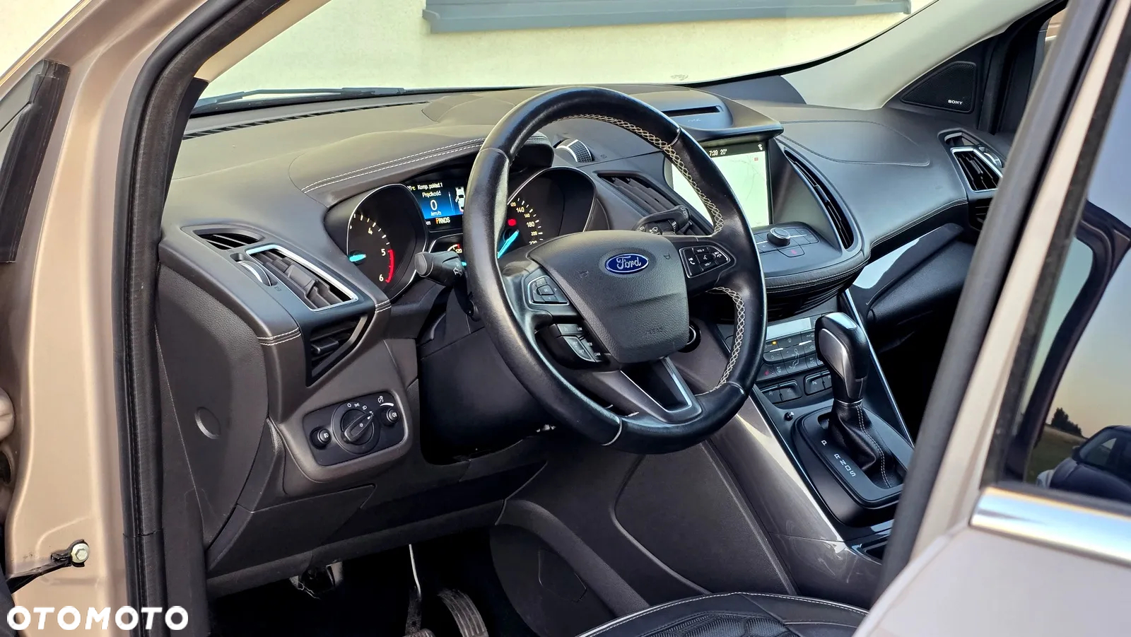 Ford Kuga Vignale 2.0 TDCi AWD - 18