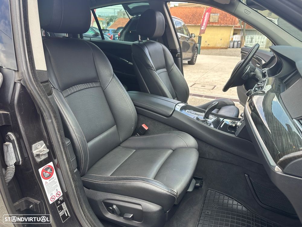 BMW 520 Gran Turismo d Line Luxury - 24