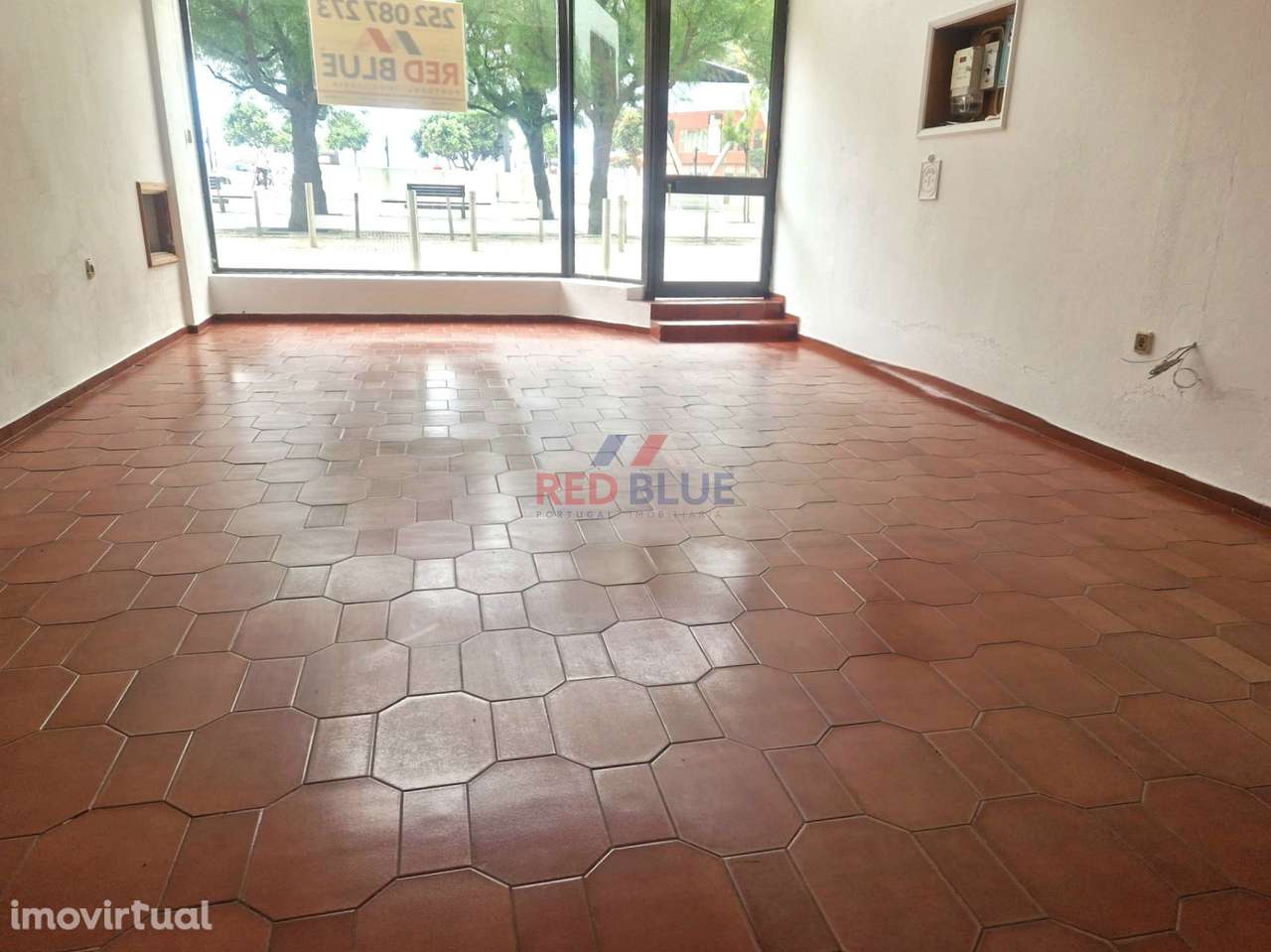 LOJA PARA VENDA, 1ª LINHA DE MAR, PÓVOA DE VARZIM - Grande imagem: 3/17