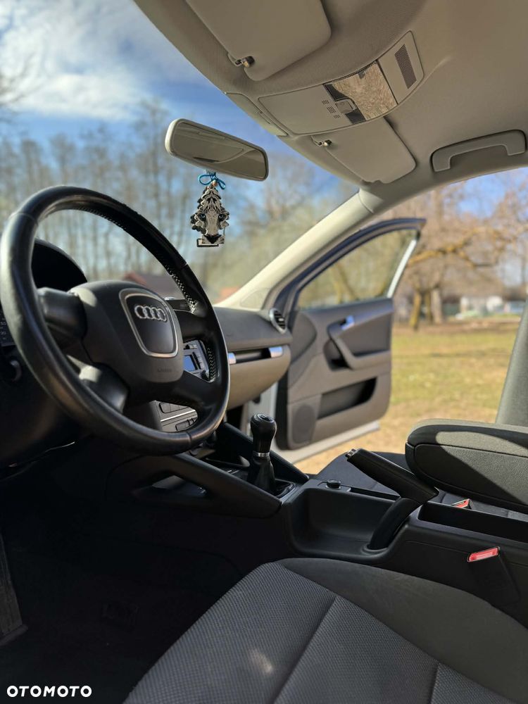 Audi A3 Sportback - 12