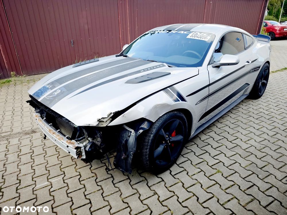 Ford Mustang 3.7 V6 - 1