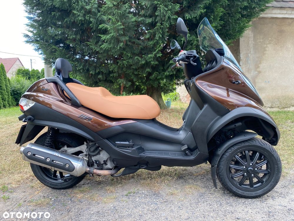 Piaggio MP-3 - 1