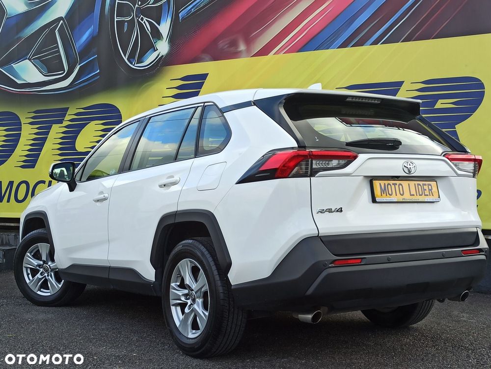 Toyota RAV4 - 4