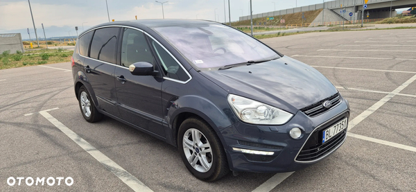 Ford S-Max 2.0 TDCi DPF Titanium
