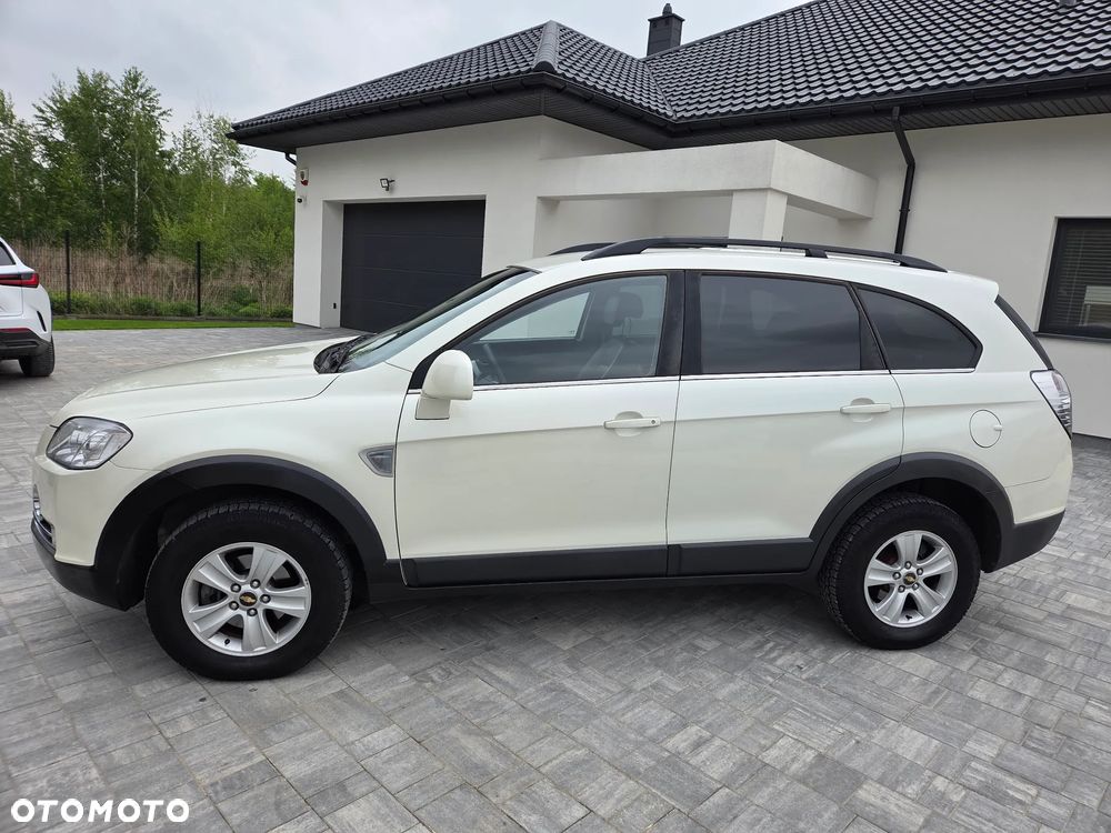 Chevrolet Captiva 2.0 d LS 5os 2WD - 16