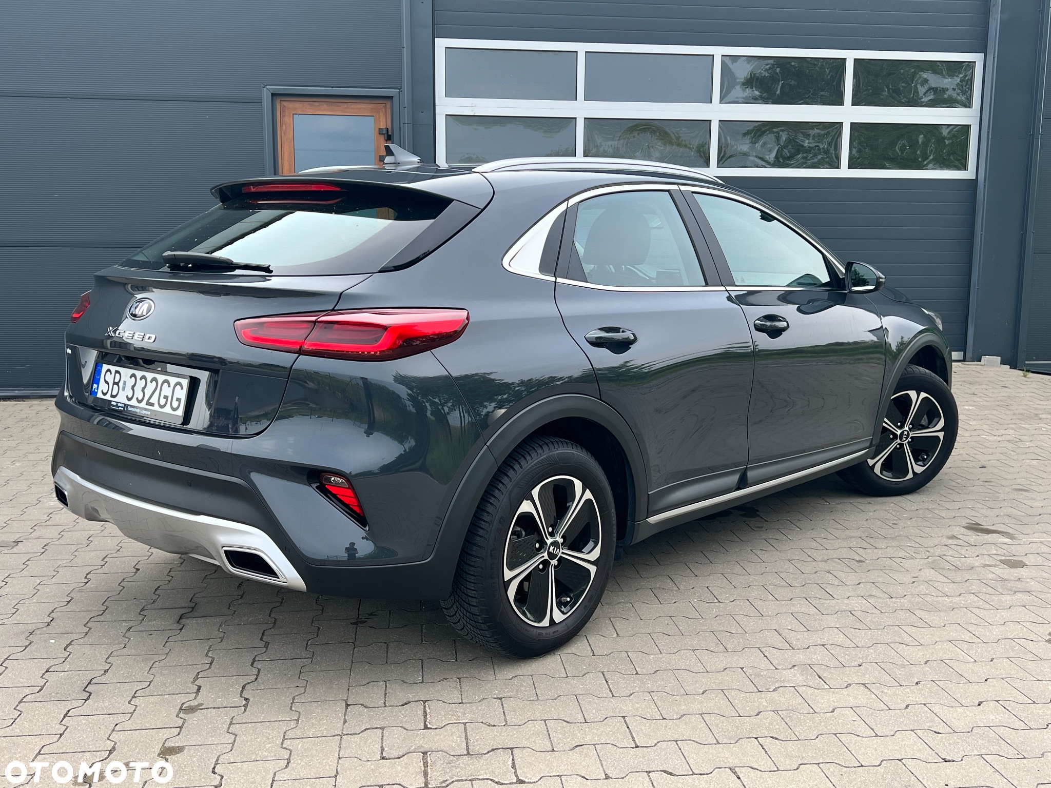Kia XCeed - 10