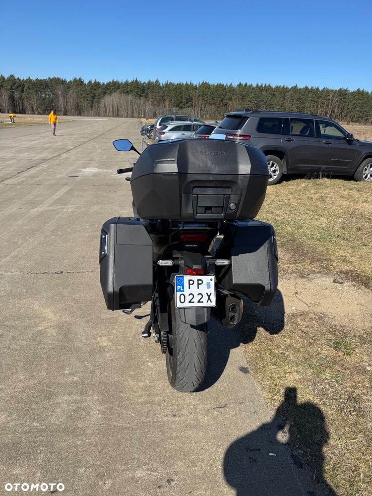 Honda NT - 13