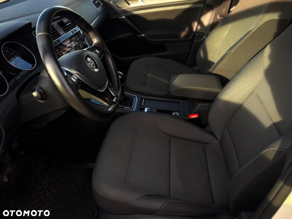 Volkswagen Golf 1.6 TDI BMT Comfortline - 6