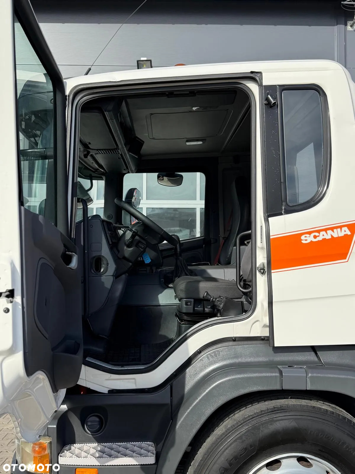 Scania Scania Scania P R 270 / 6x2 / 6x4 / wywrotka 3-S + HDS / stare tacho / żuraw , dzwig , kran , Krane - 25