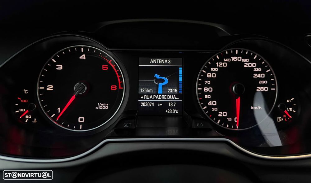 Audi A4 Avant 2.0 TDI Business Line S-line - 39
