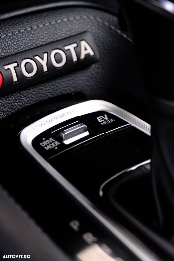 Toyota Corolla 1.8 Business Edition - 35