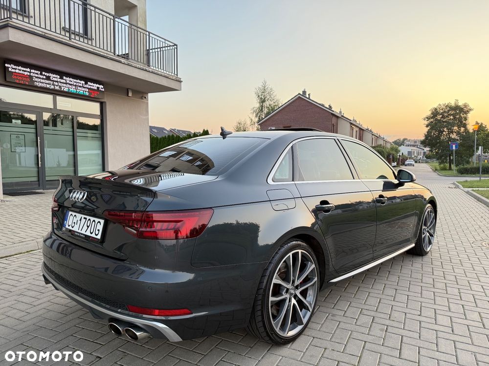 Audi S4 Limousine ver-3-0-tfsi-quattro-tiptronic - 18
