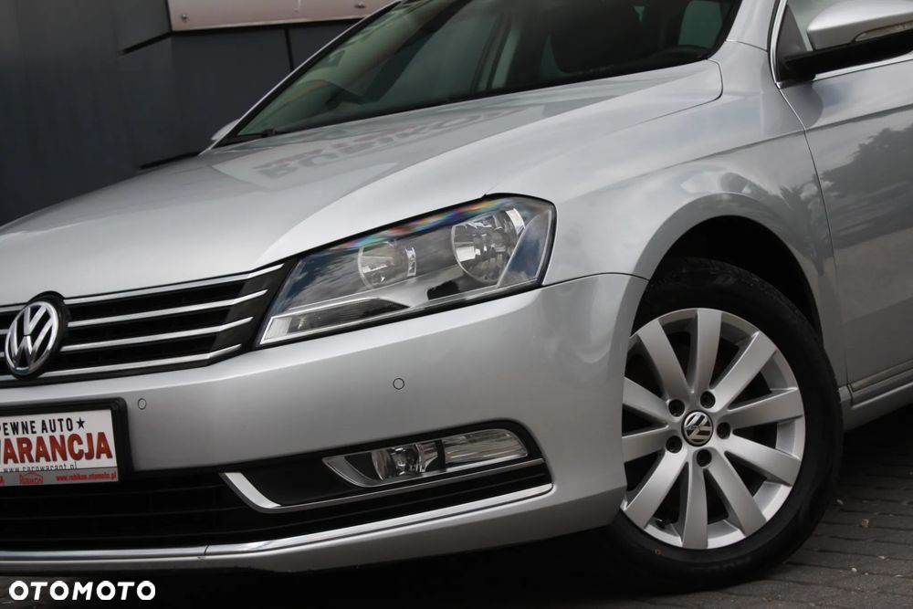 Volkswagen Passat Variant 2.0 Blue TDI SCR Comfortline - 12