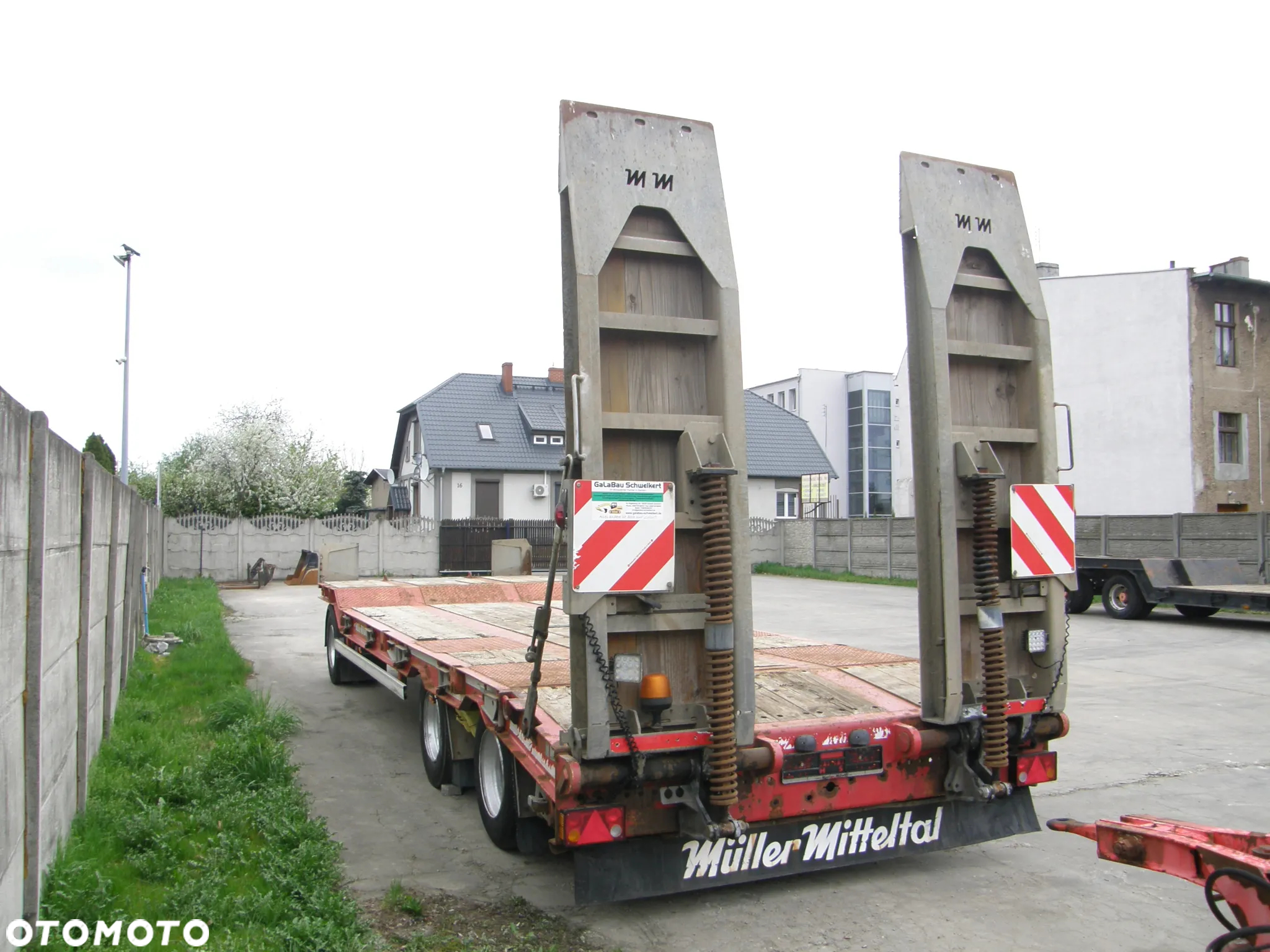 Müller-Mitteltal T3 PROFI 2015 3 osiowa przyczepa niskopodwoziowa z Niemiec - 3