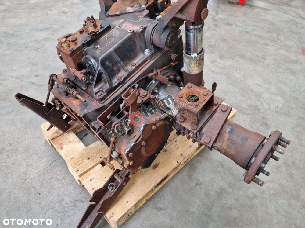 Tylny most Claas Celtis 7700098371 - 1