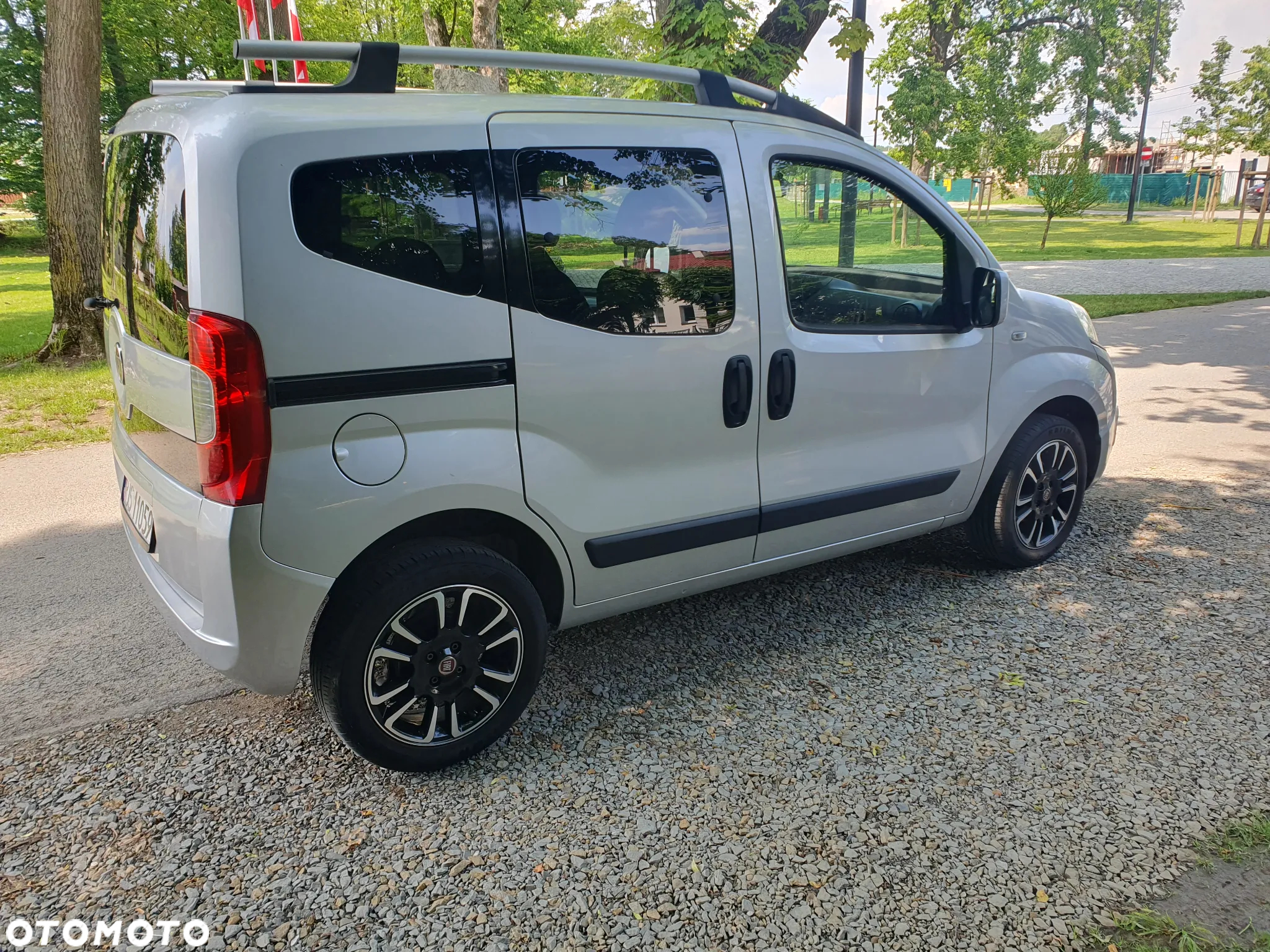 Fiat Qubo 1.4 8V Lounge - 11