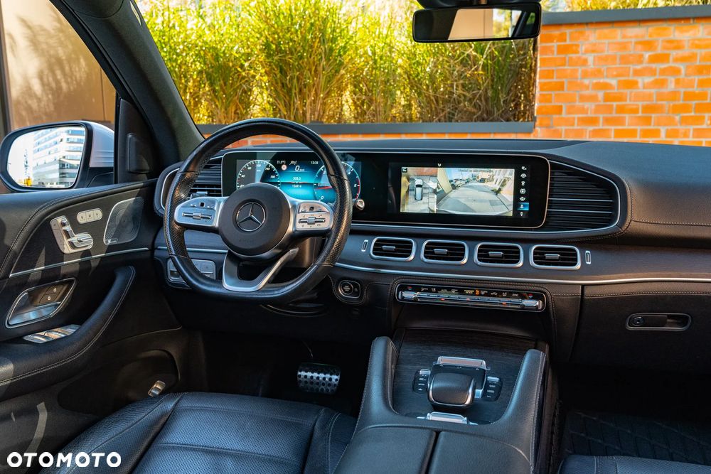 Mercedes-Benz GLS - 9