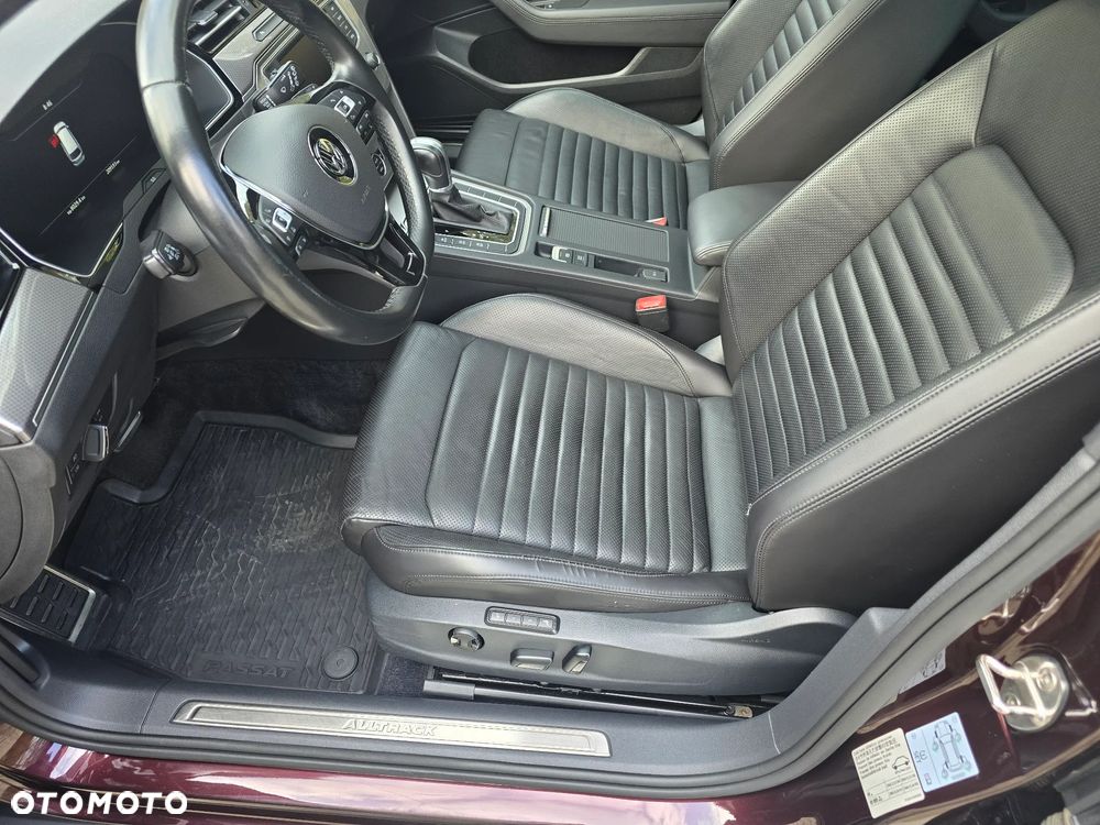Volkswagen Passat Alltrack 2.0 TDI Bi-Turbo SCR 4Mot DSG - 16