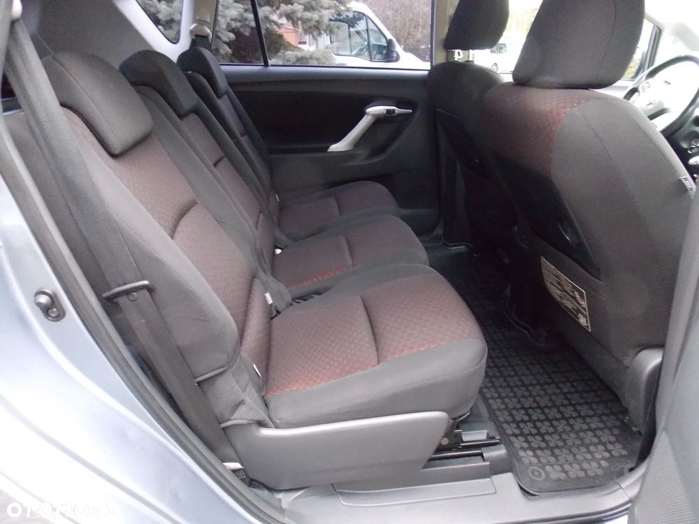 Toyota Verso 2.0 D-4D Sol plus - 21