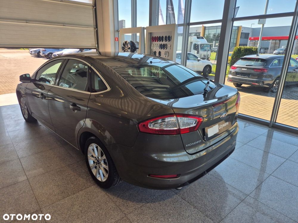 Ford Mondeo 1.6 T Ambiente - 8