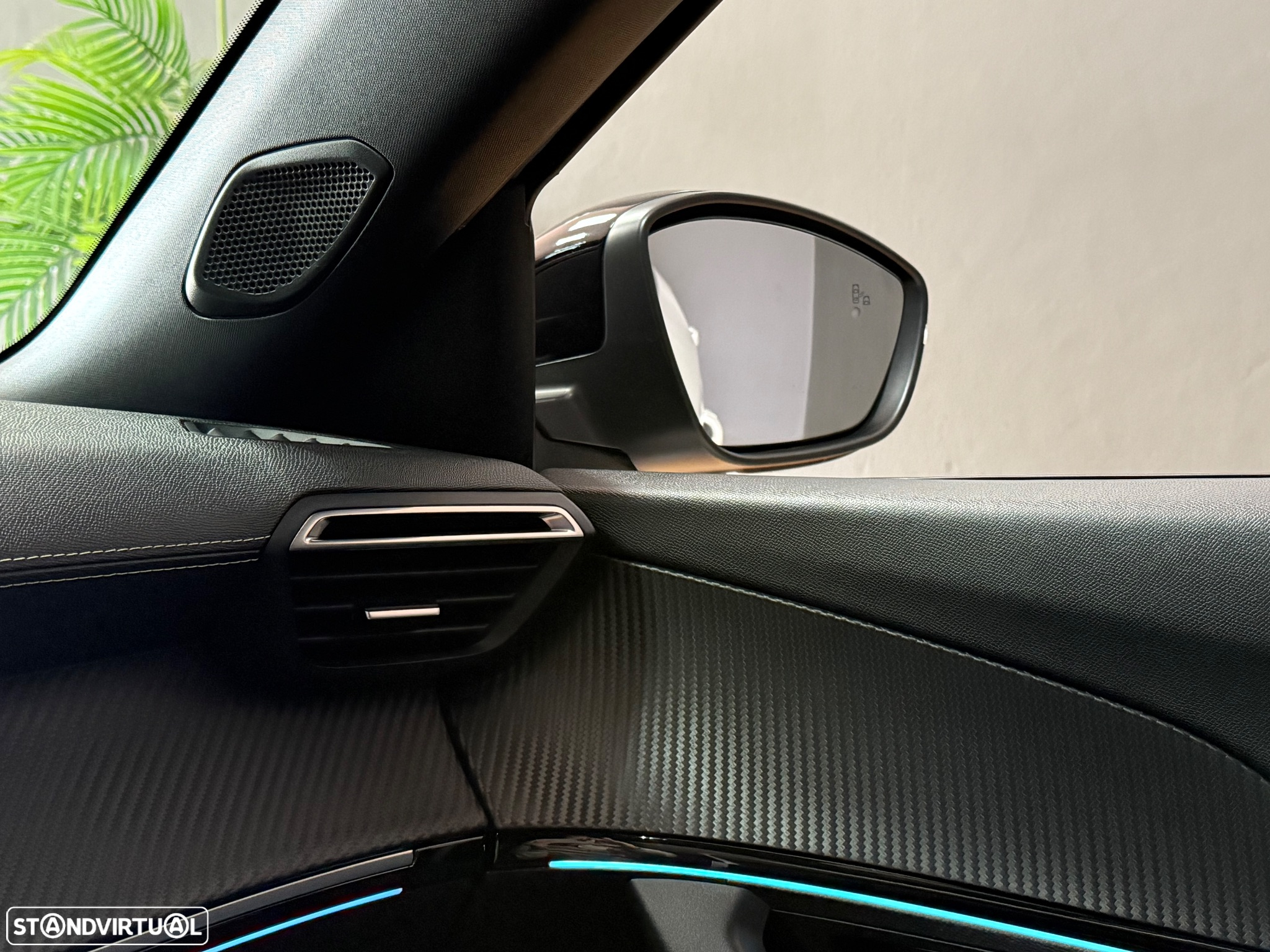 Peugeot 2008 1.5 BlueHDi GT Pack EAT8 - 16