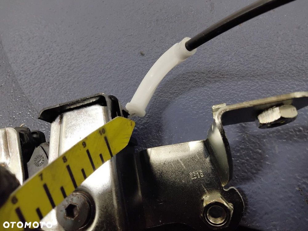 VOLVO S60 II ZAMKI SKŁADANIA OPARCIA KANAPY - 6