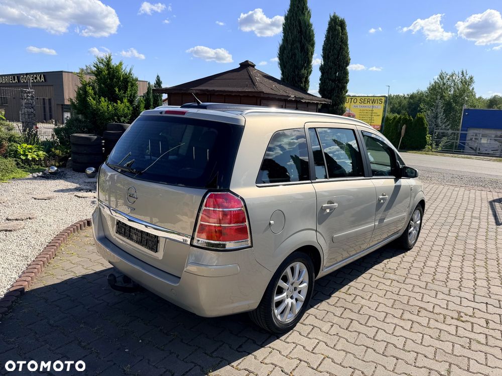 Opel Zafira 1.8 Innovation - 7