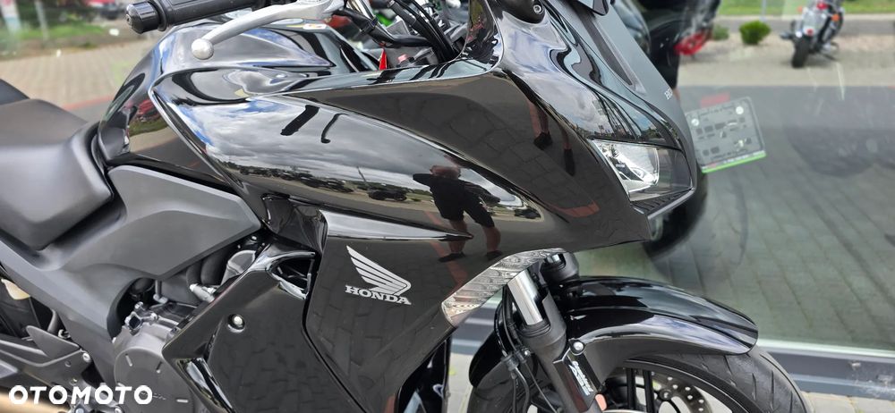 Honda CBF - 8