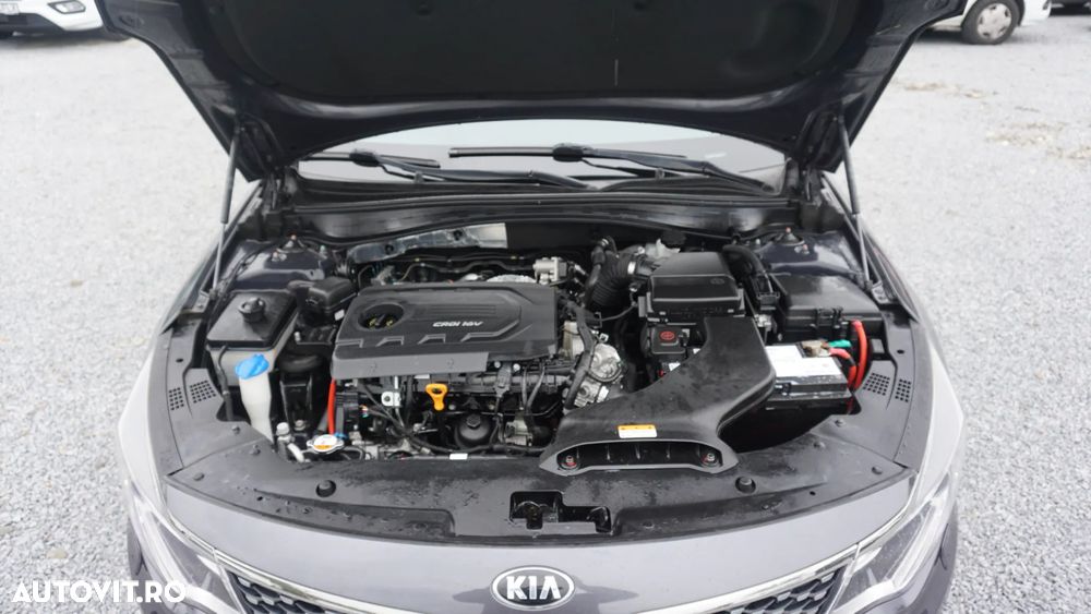 Kia Optima - 38