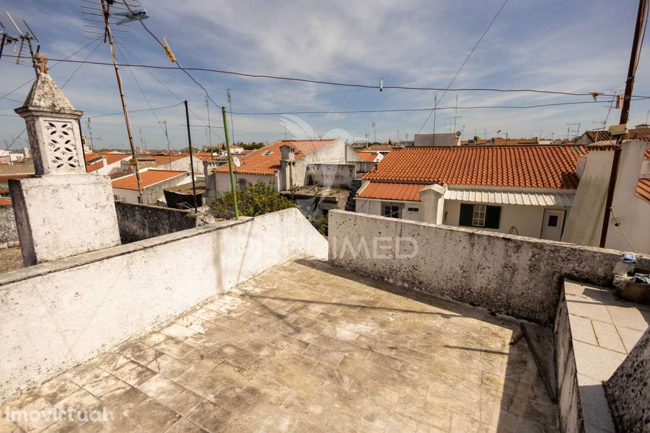 Apartamento T3 no centro de Borba - Grande imagem: 3/29