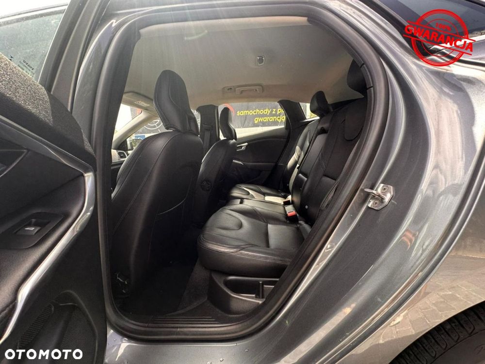 Volvo V40 - 35