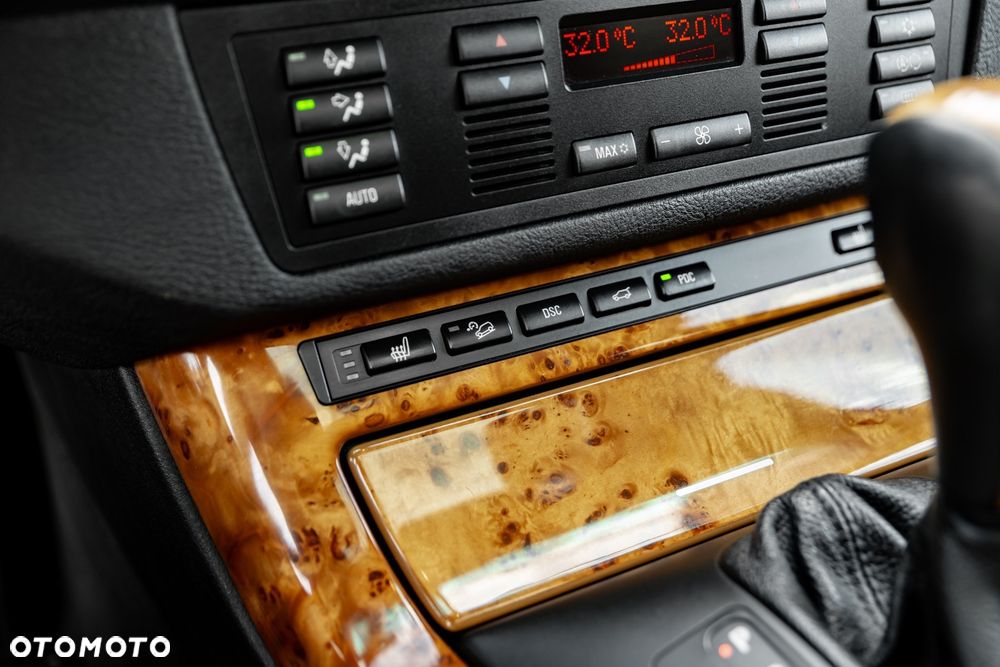 BMW X5 3.0 i - 31