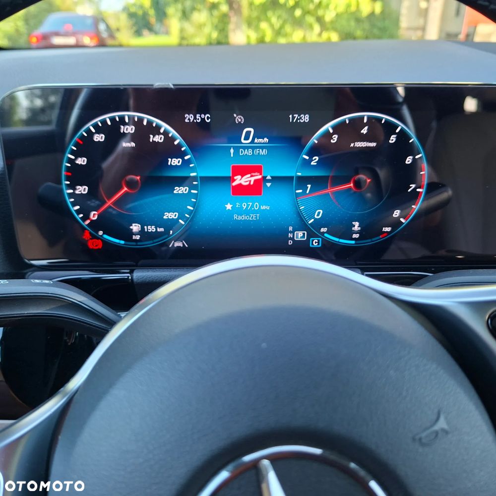 Mercedes-Benz GLA 200 Style - 11