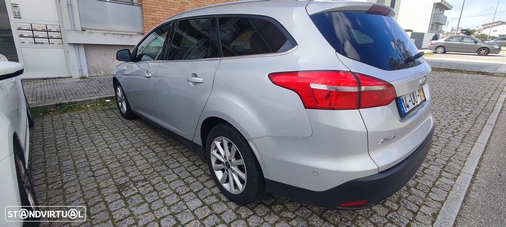 Ford Focus SW 1.5 TDCi EcoBlue Titanium - 8