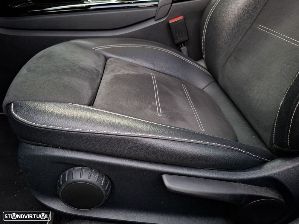 Mercedes-Benz A 250 e AMG Line - 15