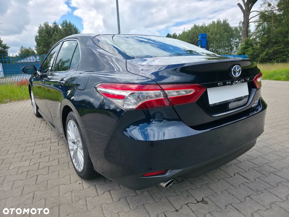 Toyota Camry 2.5 Hybrid Prestige CVT - 3