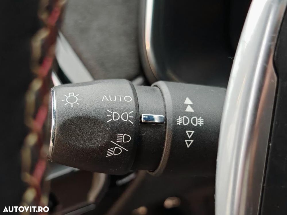 DS Automobiles DS 7 Crossback - 29