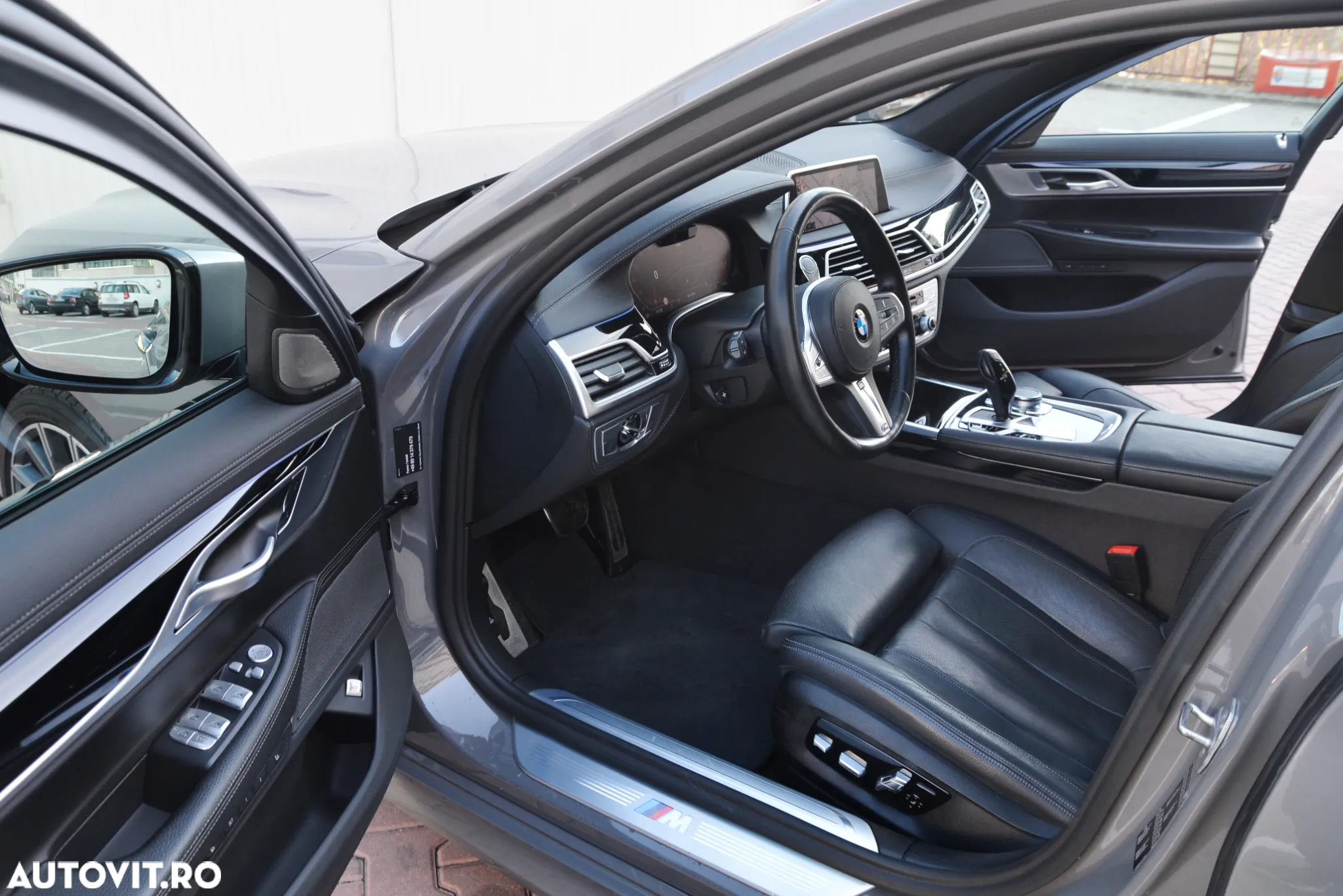 BMW Seria 7 730Ld xDrive MHEV - 9