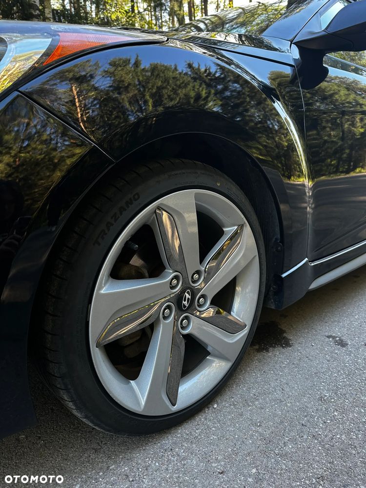 Hyundai Veloster - 6