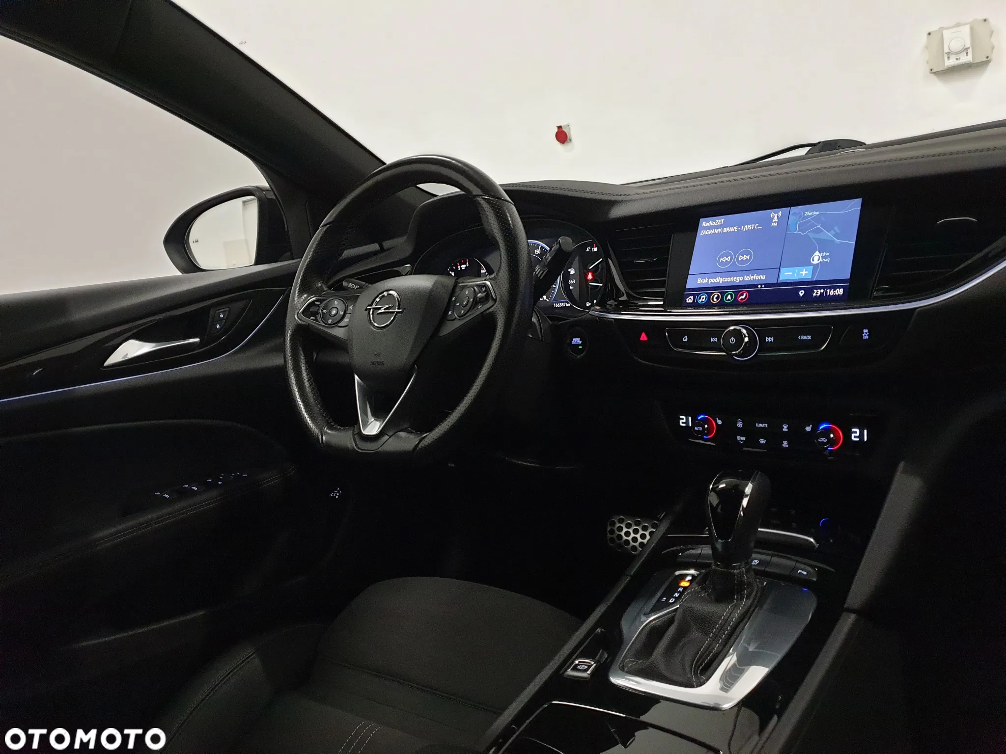 Opel Insignia 2.0 CDTI Ultimate S&S - 2