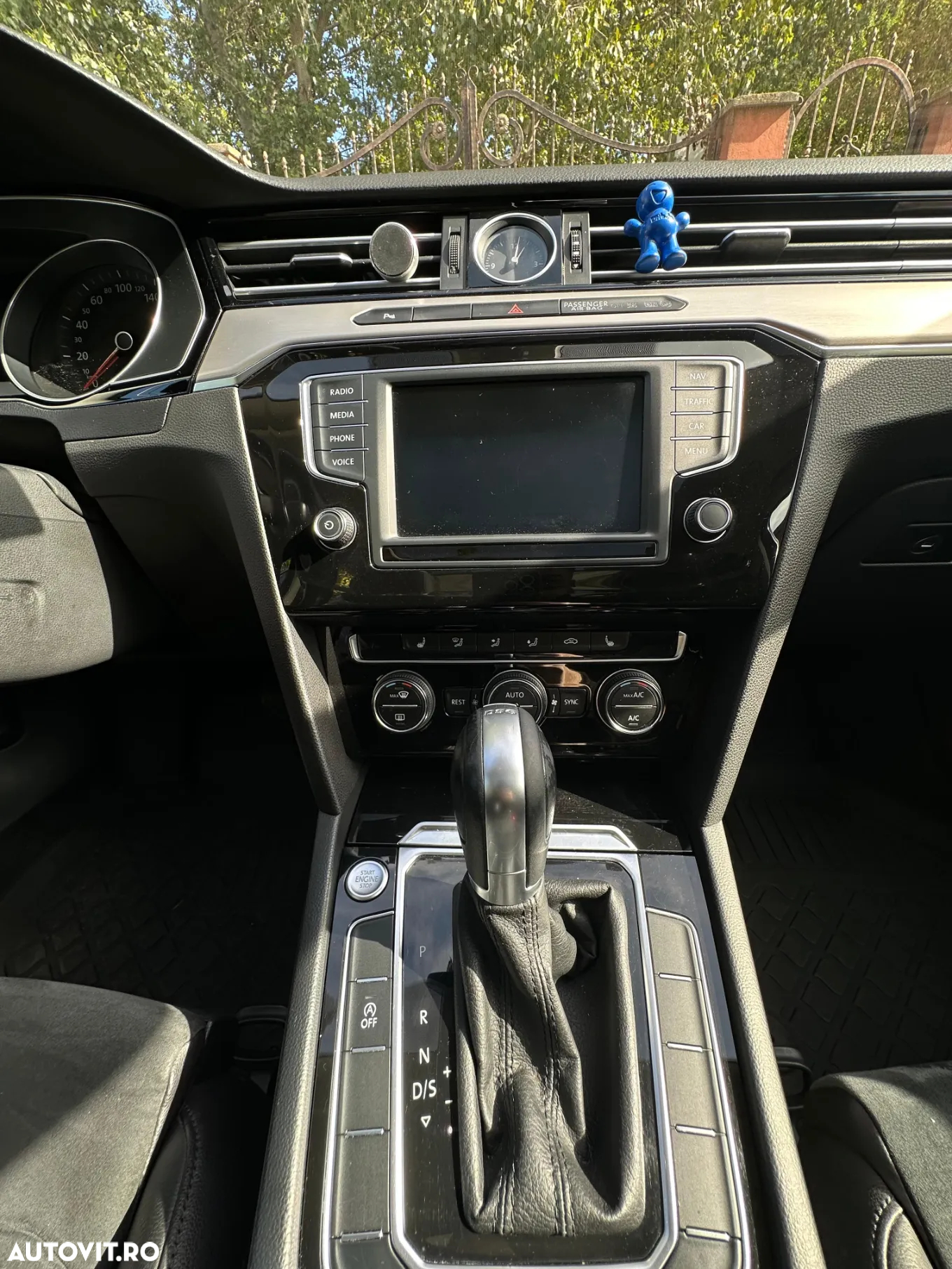Volkswagen Passat 2.0 TDI DSG Highline - 28
