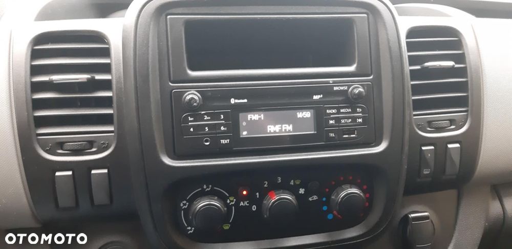 Renault Trafic - 13
